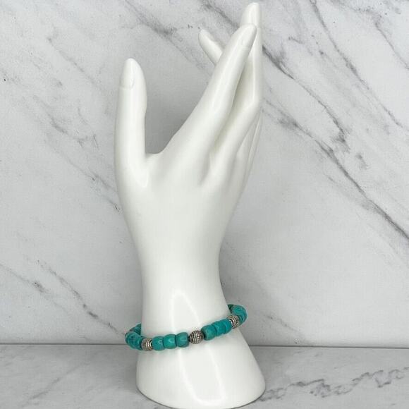 Faux Turquoise and Silver Tone Beaded Stretch Bracelet - Picture 2 of 6
